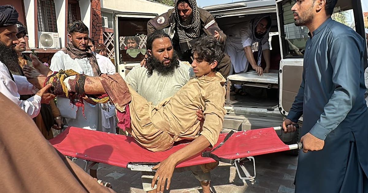 Afghanistan earthquake kills 800, injures thousands as survivors dig through rubble