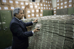 Afghanistan: Afghan central bank numbers crunched by Indian accountant